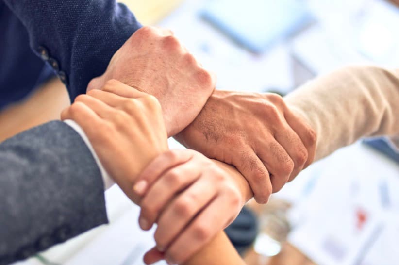 INSURANCE AND INVESTMENT CONSULTING